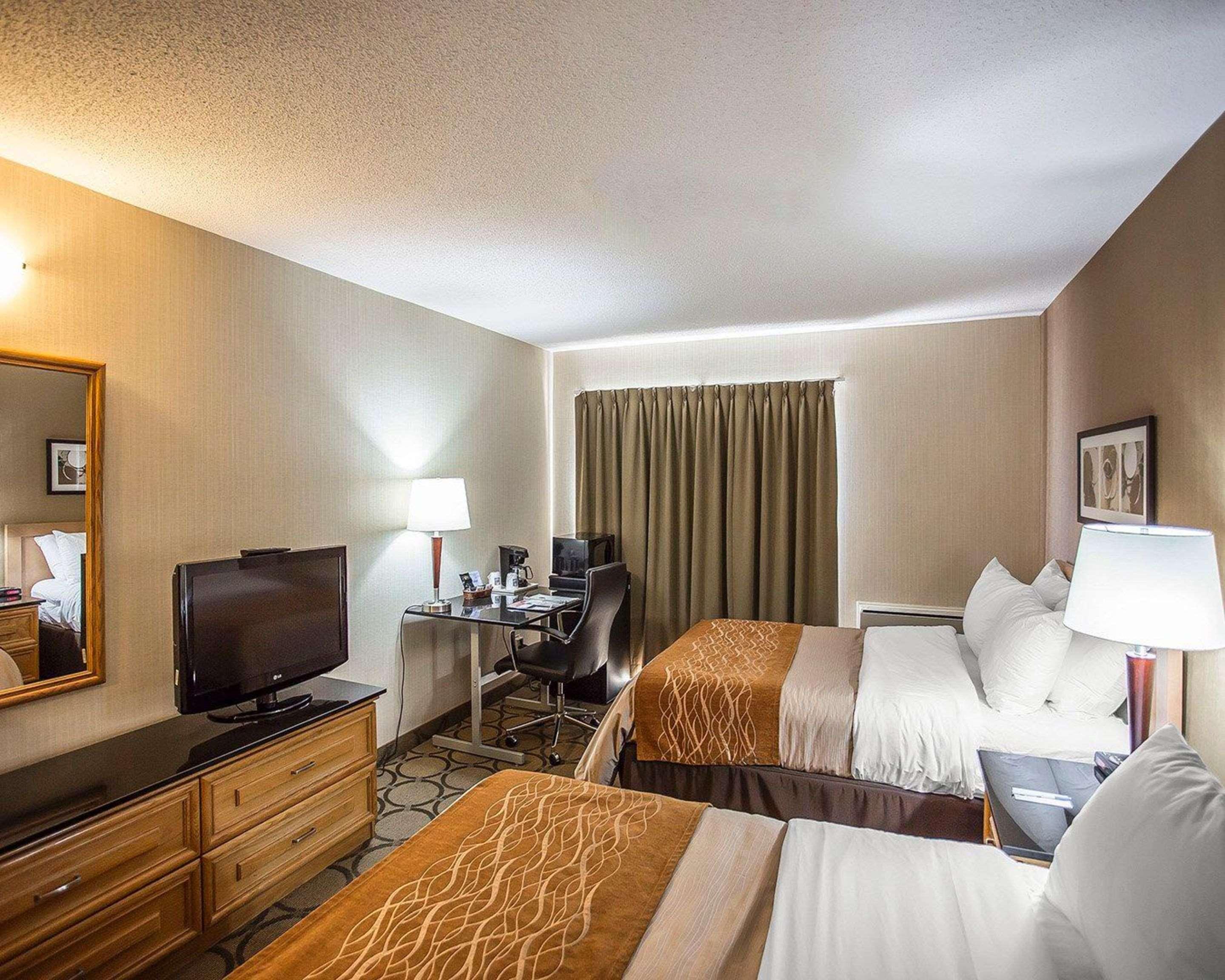 Comfort Inn Gatineau Exterior photo