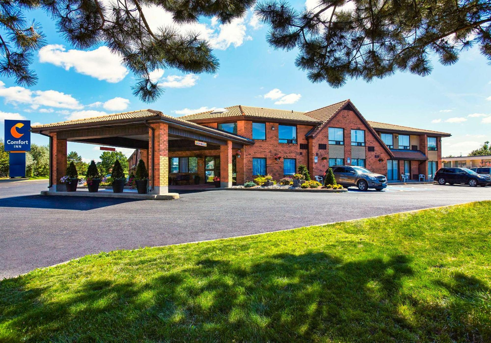 Comfort Inn Gatineau Exterior photo
