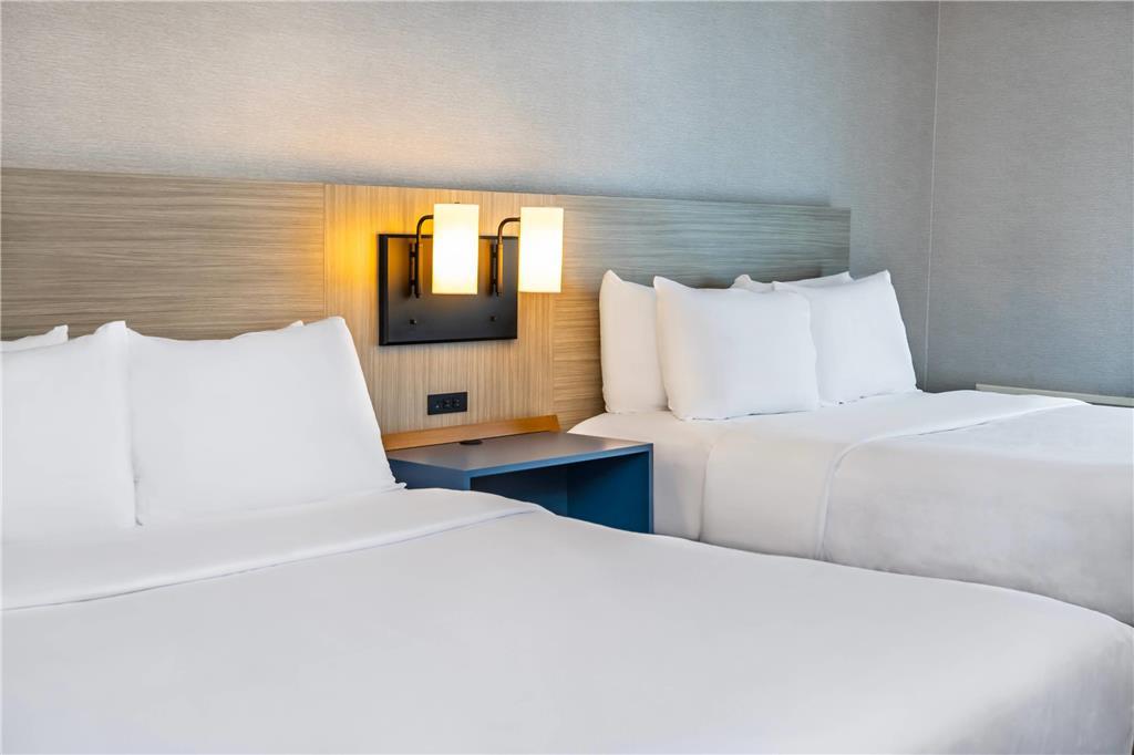 Comfort Inn Gatineau Room photo