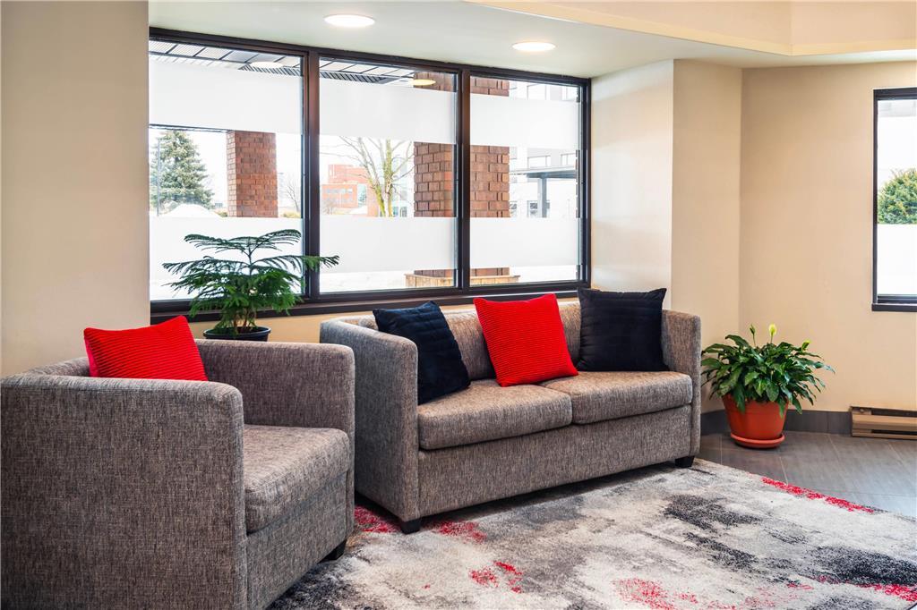 Comfort Inn Gatineau Interior photo