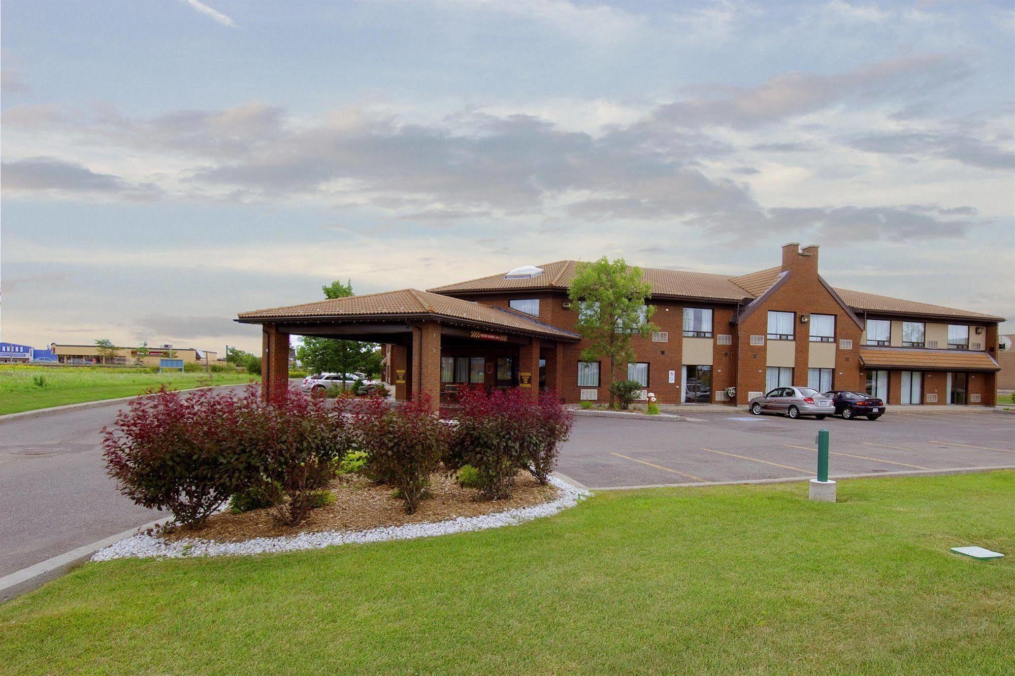 Comfort Inn Gatineau Exterior photo