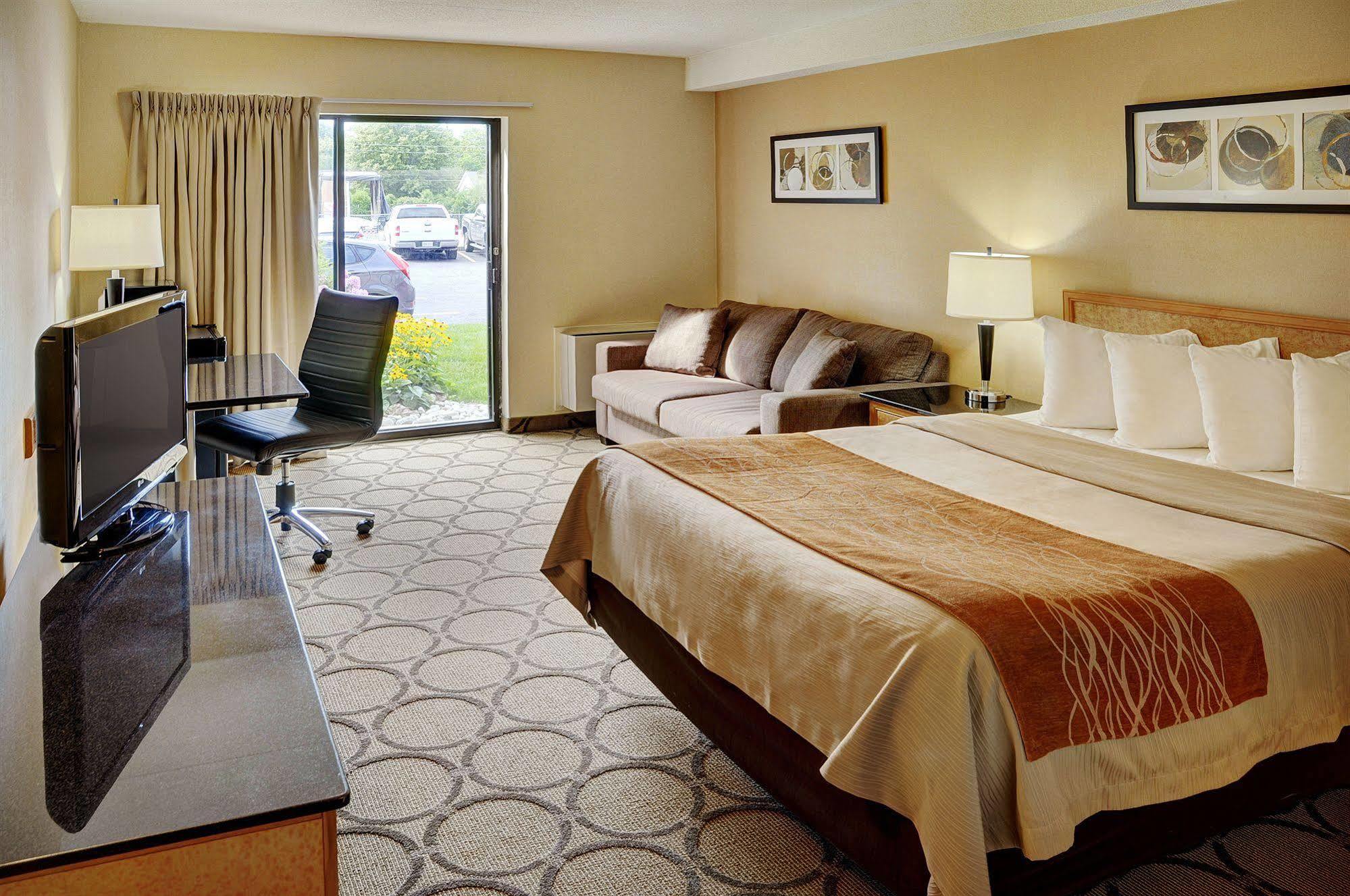 Comfort Inn Gatineau Exterior photo